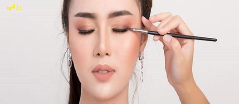 خط-چشم-خود-را-رژاتی-ظریف-بکشید