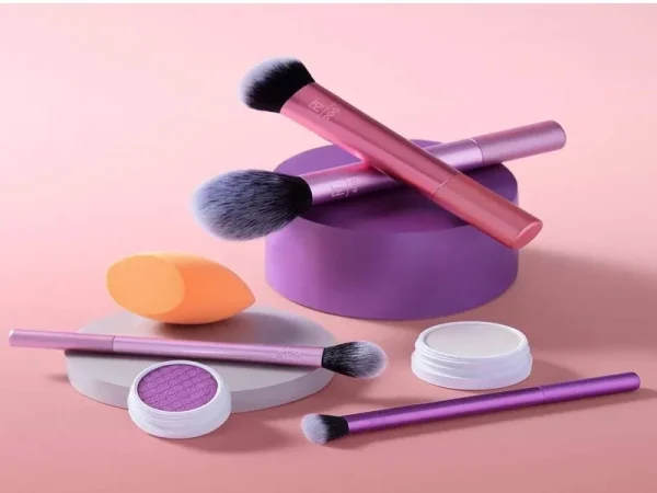ست برس آرایشی ریل تکنیکس مدل Everyday Essentials به همراه پد آرایشی